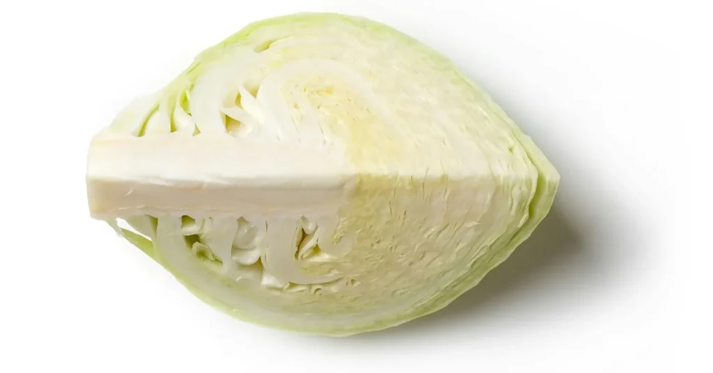Cabbage is one of the green leafy vegetables for weight loss.