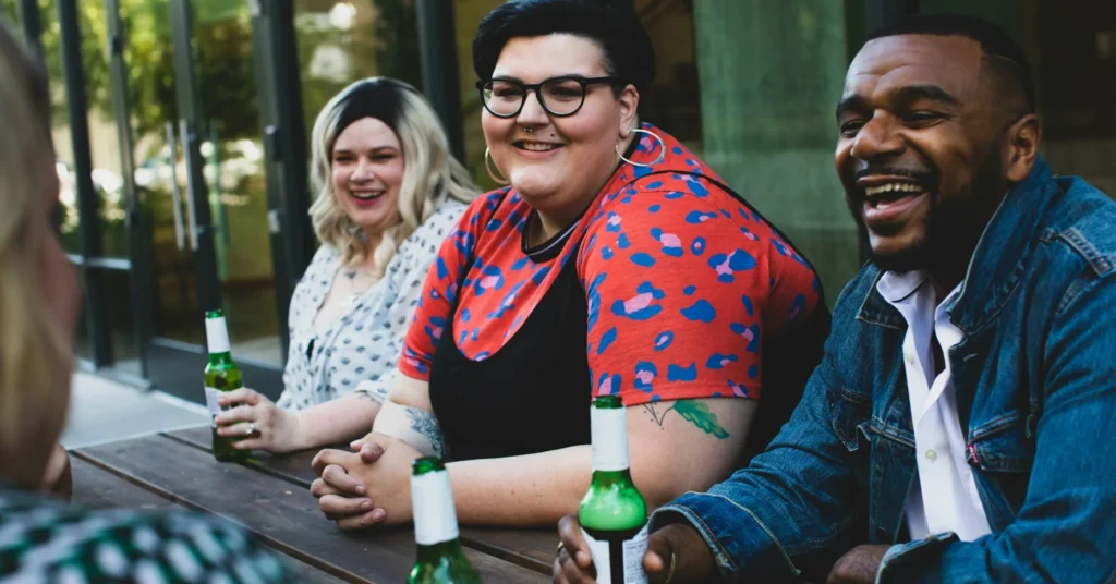 A group of obese people drinking the alcohol